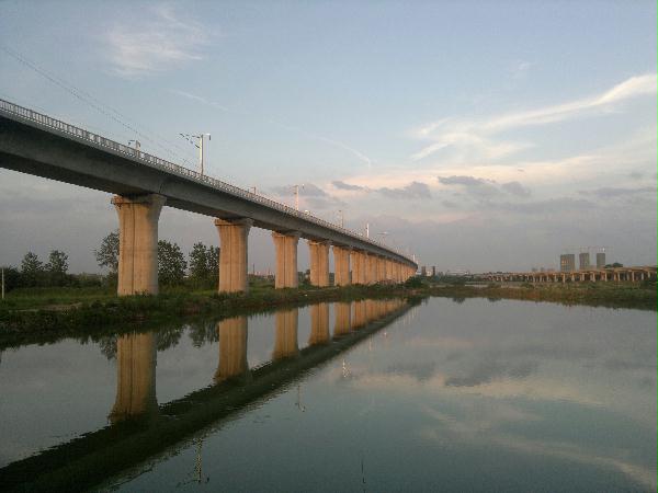 成渝鐵路采用松夏<a href='http://www.xhguangxue.com/' target='_blank'><u>空氣彈簧</u></a>